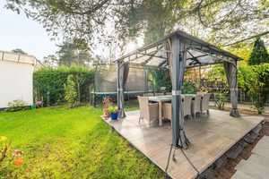 Stadtnah und naturverbunden: Stilvolles Reihenhaus in Karlsruhe/Waldstadt mit Garten und Garagen – Karlsruhe – Vorschaubild 17