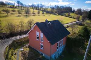 Modernes Familienhaus in ruhiger Lage – Die vollständige Adresse der Immobilie erhältst du vom Anbieter., 63683 Ortenberg – Vorschaubild 1
