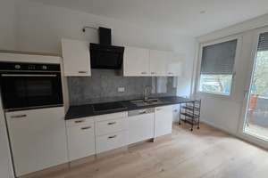 Familienfreundliche kernsanierte große 91qm helle 3-Zimmer-Wohnung mit Terrasse Einbauküche zentral – Schillerstr. 51, 76135 Weststadt, Karlsruhe – Vorschaubild 2