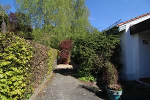Gepflegtes Einfamilienhaus mit 2 Terrassen, Garten und Garage  - Ulm/Wiblingen – Die vollständige Adresse der Immobilie erhältst du vom Anbieter., 89079 Wiblingen, Ulm – Vorschaubild 7