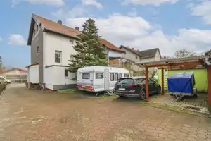 Gepflegte Doppelhaushälfte mit Garten und Stellplätzen sowie Möglichkeit für 2 Wohneinheiten – Helmstedt (Kreis) – Vorschaubild 1