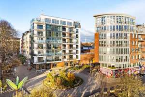 Zwischen Elbe, Hafen und Kiez:  Wohnen auf höchstem Niveau – Die vollständige Adresse der Immobilie erhältst du vom Anbieter., 20359 St. Pauli, Hamburg – Vorschaubild 12