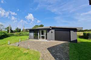 Gepflegtes Einfamilienhaus mit viel Platz, zwei Garagen und einer Gartenlaube – Schleswig-Flensburg (Kreis) – Vorschaubild 4