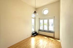 Helle 4-Zi.-Dachgeschosswohnung mit großer Südwest-Terrasse in Waldtrudering – Die vollständige Adresse der Immobilie erhältst du vom Anbieter., 81827 Waldtrudering, München – Vorschaubild 7