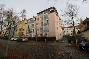 Attraktive Kapitalanlage: Gut geschnittene 3-Zimmer-Wohnung mit Wintergarten