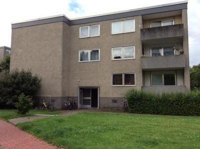 Sofort frei und viel Platz in 2 Zimmern!