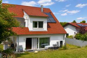 Neuwertiges Einfamilienhaus mit Einliegerwohnung & Mieteinnahmen | KfW 55 | Wärmepumpe – Die vollständige Adresse der Immobilie erhältst du vom Anbieter., 74080 Böckingen, Heilbronn – Vorschaubild 2