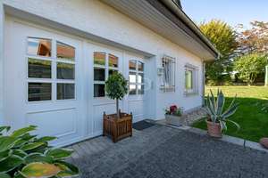Außergewöhnliches Architektenhaus in Feldrandlage – Die vollständige Adresse der Immobilie erhältst du vom Anbieter., 65510 Hünstetten – Vorschaubild 2