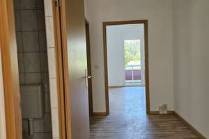 2-Raum-Wohnung mit Balkon im Erdgeschoss – Große Mühlenbreite 42, 39240 Calbe (Saale) – Vorschaubild 4