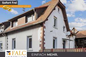 Doppelhaushälfte mit Schopf im Sanierungsgebiet - Verwandeln Sie Potenzial in Wohnträume!