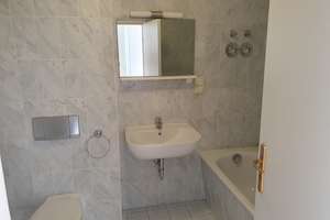 3-Raumwohnung mit Balkon und Parkett! – Matthissonstraße 9, 39108 Stadtfeld Ost, Magdeburg – Vorschaubild 5