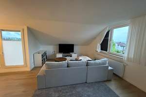 Modern kernsanierte Dachgeschosswohnung mit Dachterrasse in ruhigem 4-Familienhaus – Ferdinand - Hanauer - Str. 55, 70374 Muckensturm, Stuttgart – Vorschaubild 3