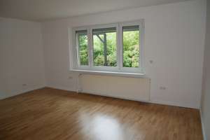 Freundlicher 5-Zimmer-Bungalow in Zehlendorf, Berlin. Sommer im eigenen großen Garten – Klistostraße 10, 14165 Zehlendorf, Berlin – Vorschaubild 4