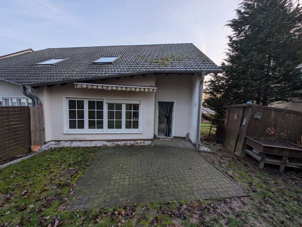 Immobilie in Altenkirchen (Westerwald) - Geräumiges 4-Zimmer Haus in Altenkirchen (Westerwald) - Bild 2