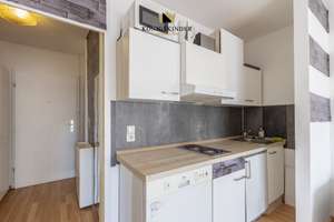 **Mitten im Zentrum: Gemütliche 1-Zimmer Wohnung, ideal für Kapitalanleger oder zum Selbstbeziehen** – Die vollständige Adresse der Immobilie erhältst du vom Anbieter., 70178 Rathaus, Stuttgart – Vorschaubild 4