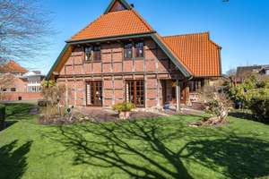 Repräsentatives Einfamilienhaus mit großem Grundstück und Nebengebäuden – Die vollständige Adresse der Immobilie erhältst du vom Anbieter., 26180 Rastede – Vorschaubild 23