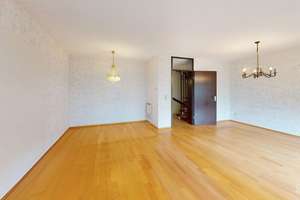 Familienglück zum Gestalten - Großzügiges Reihenmittelhaus in Weiherhaus – Die vollständige Adresse der Immobilie erhältst du vom Anbieter., 90455 Kornburg, Worzeldorf, Nürnberg – Vorschaubild 8