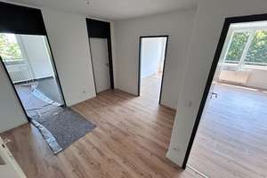 Hochwertiger Wohnkomfort mit Balkon im 4. Stock in Mönchengladbach-Römerbrunnen – Römerbrunnen 25, 41238 Mülfort, Mönchengladbach – Vorschaubild 2