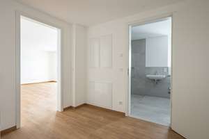 Erstbezug  Sept.: Attraktive 2-Zimmer-Wohnung mit großem Balkon, Tageslicht-Badezimmer und Parkett – Marbachstraße 12b, 81369 Mittersendling, München – Vorschaubild 7