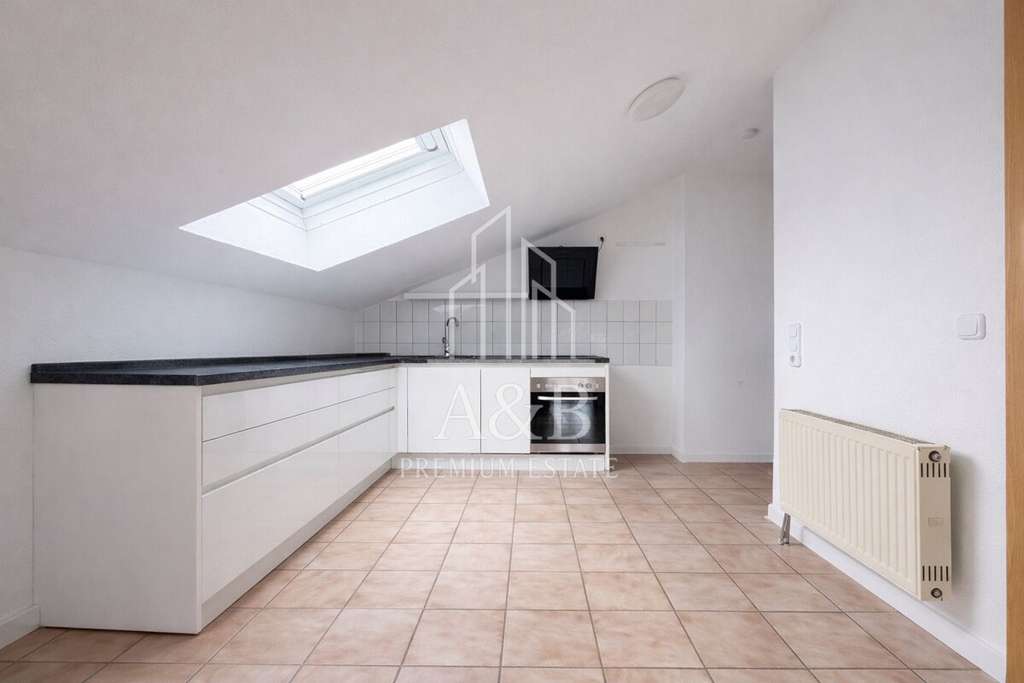 Immobilie in Bürstadt - ** Lichtdurchflutete 1,5-Zimmer-Dachgeschosswohnung mit Charme ** - Bild 3