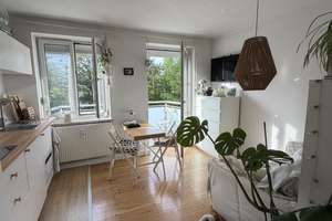 Möblierte 1-Zimmer-Wohnung mit Balkon in der Maxvorstadt – 80335 Sankt Benno, München – Vorschaubild 13