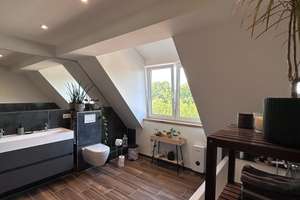Luxuriöse 3-Zimmer-Wohnung mit Wohnküche + Balkon – Schützenwall 51, 24114 Südfriedhof, Kiel – Vorschaubild 2
