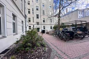 Urbane 1-Zimmer-Wohnung zum Kauf in Berlin – Die vollständige Adresse der Immobilie erhältst du vom Anbieter., 10585 Charlottenburg, Berlin – Vorschaubild 3