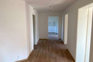 Helle renovierte 4-ZKB Wohnung in verkehrsgünstiger Lage – Leipziger Straße 73, 66113 Malstatt, Saarbrücken – Vorschaubild 2