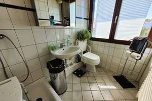 Schöne 1 Zi. Dachgeschoß-Wohnung mit Einbauküche in ruhiger Lage. – Die vollständige Adresse der Immobilie erhältst du vom Anbieter., 75180 Büchenbronn, Pforzheim – Vorschaubild 4