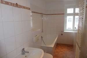 Niedliche 1-Raum mit Laminat, Bad mit Fenster, Wanne... im Lutherviertel!!! – Fichtestr. 16a, 9126 Lutherviertel, Chemnitz – Vorschaubild 4
