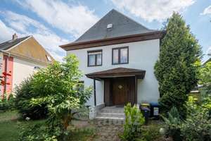 Einfamilienhaus in Chemnitz-Bernsdorf mit Garten & Garage