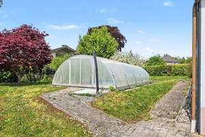 Traumhaftes Familienhaus mit Pool und großem Garten – Willkommen zu Hause – Die vollständige Adresse der Immobilie erhältst du vom Anbieter., 84326 Falkenberg – Vorschaubild 7