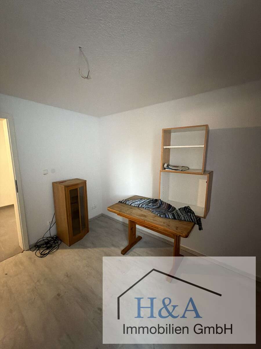 Immobilie in Pattensen - Grundstück mit Bestandsimmobilie – perfekte Basis für Handwerker/Neubau - Bild 2