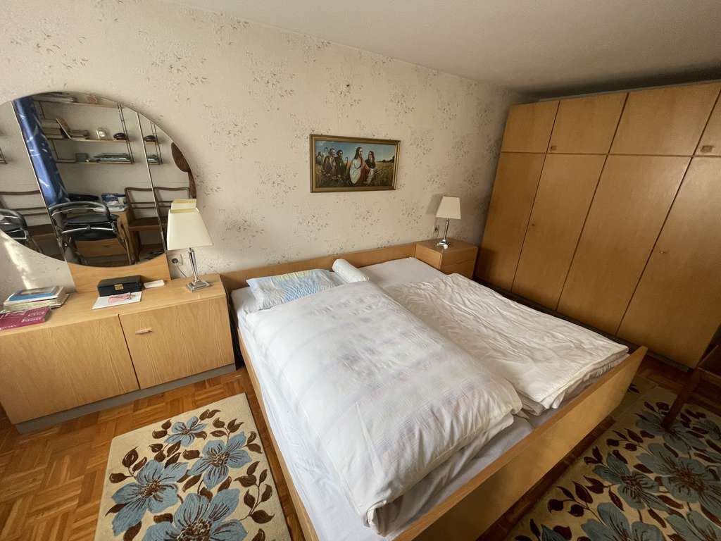 Immobilie in Neubulach - Traum für Tierhalter oder Selbstversorger – Bauernhaus mit Scheune und 15.500m² Grundstück - Bild 4