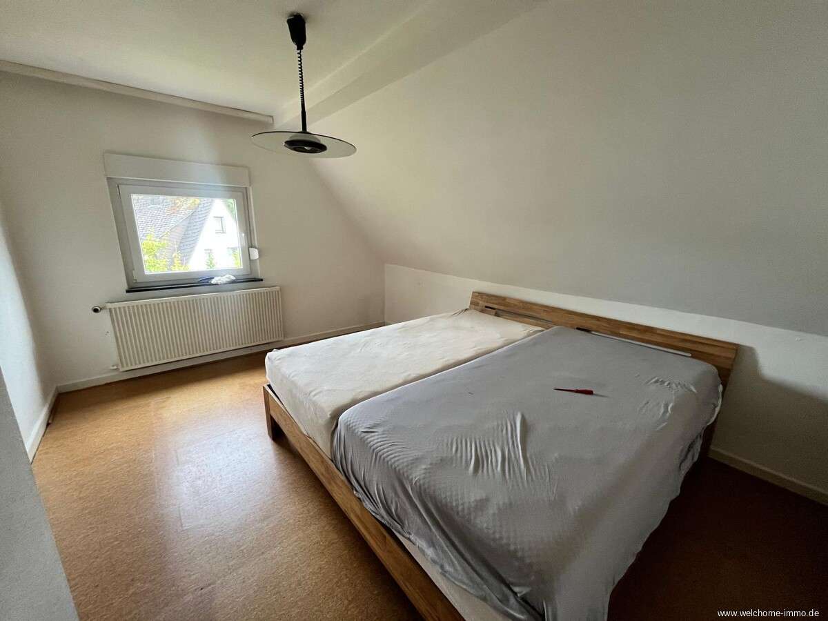 Immobilie in Meschede - Ideal für Paare oder kleine Familien – Doppelhaushälfte mit großem Garten in Meschede - Bild 2