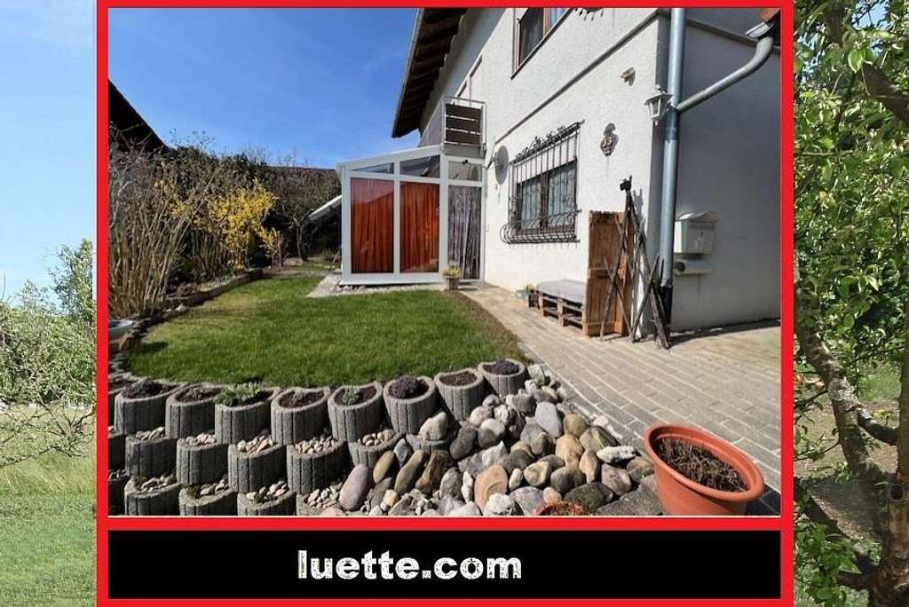 Immobilie in Wutöschingen - In sonniger Sackgassenlage, EBK, ELW, freist., Bj. 91, EG+OG 5 ½ Zi., EBK, gr. tiefer Balkon, sch... - Bild 0