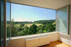 Panoramablick in die Dönche - Dachgeschosswohnung auf der Marbachshöhe zu verkaufen