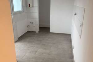 2-Zimmer-Wohnung in Stuttgart Bad Cannstatt – Flurstraße 21, 70372 Kurpark, Stuttgart – Vorschaubild 4