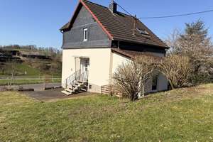 Gemütliches Einfamilienhaus zum Wohlfühlen in Mittelhof! – Die vollständige Adresse der Immobilie erhältst du vom Anbieter., 57537 Mittelhof – Vorschaubild 3