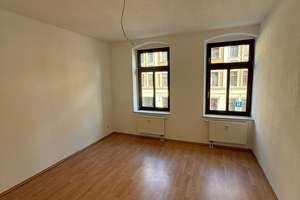 Kompakte 2-Zimmer mit Balkon, Wanne und Laminat in TOP-Lage! – Die vollständige Adresse der Immobilie erhältst du vom Anbieter., 9113 Schloßchemnitz, Chemnitz – Vorschaubild 1