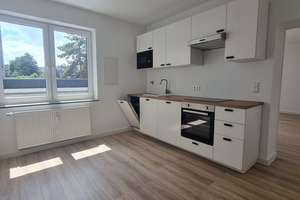 *****AB SOFORT! RUHIGES UND HELLES APARTMENT MITTEN IN BILK INKL. EINBAUKÜCHE***** – Merowingerstraße 55, 40225 Bilk, Düsseldorf – Vorschaubild 1