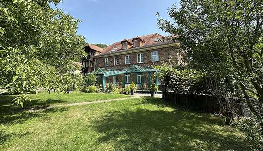 Bild von MHI - Großzügiger, sanierter Landsitz mit Nebengebäuden auf einem 3.500 m² Areal in Alleinlage