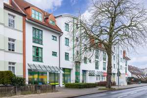 Wohnen über den Dächern von Warnemünde – bezugsfreie 3-Zimmer-Wohnung mit Balkon & Stellplätzen – Die vollständige Adresse der Immobilie erhältst du vom Anbieter., 18119 Seebad Warnemünde, Rostock – Vorschaubild 2