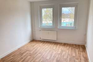 AB SOFORT - 3RW mit Balkon! – Olvenstedter Chaussee 173, 39130 Neu Olvenstedt, Magdeburg – Vorschaubild 2