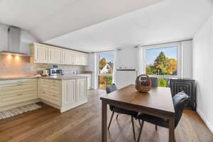 Wohnen direkt am Rhein! Exklusive Maisonette in Düsseldorf-Wittlaer – Die vollständige Adresse der Immobilie erhältst du vom Anbieter., 40489 Wittlaer, Düsseldorf – Vorschaubild 7