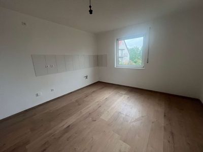 Großzügige EG-Wohnung – Erstbezug nach Kernsanierung, Garten & beheiztes Untergeschoss
