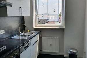 Ingolstadt-Pettenkoferstraße, teilnöblierte 3 ZKB Wohnung im 3. Obergeschoss