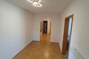 Helle 4,5-Zimmer-Wohnung  mit Balkon und Gartennutzung in Essen-Stoppenberg – Kapitelwiese 81, 45141 Stoppenberg, Essen – Vorschaubild 8