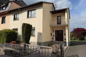 Gepflegtes Einfamilienhaus in Höhr-Grenzhausen sucht neue Bewohner – Westerwaldkreis – Vorschaubild 1