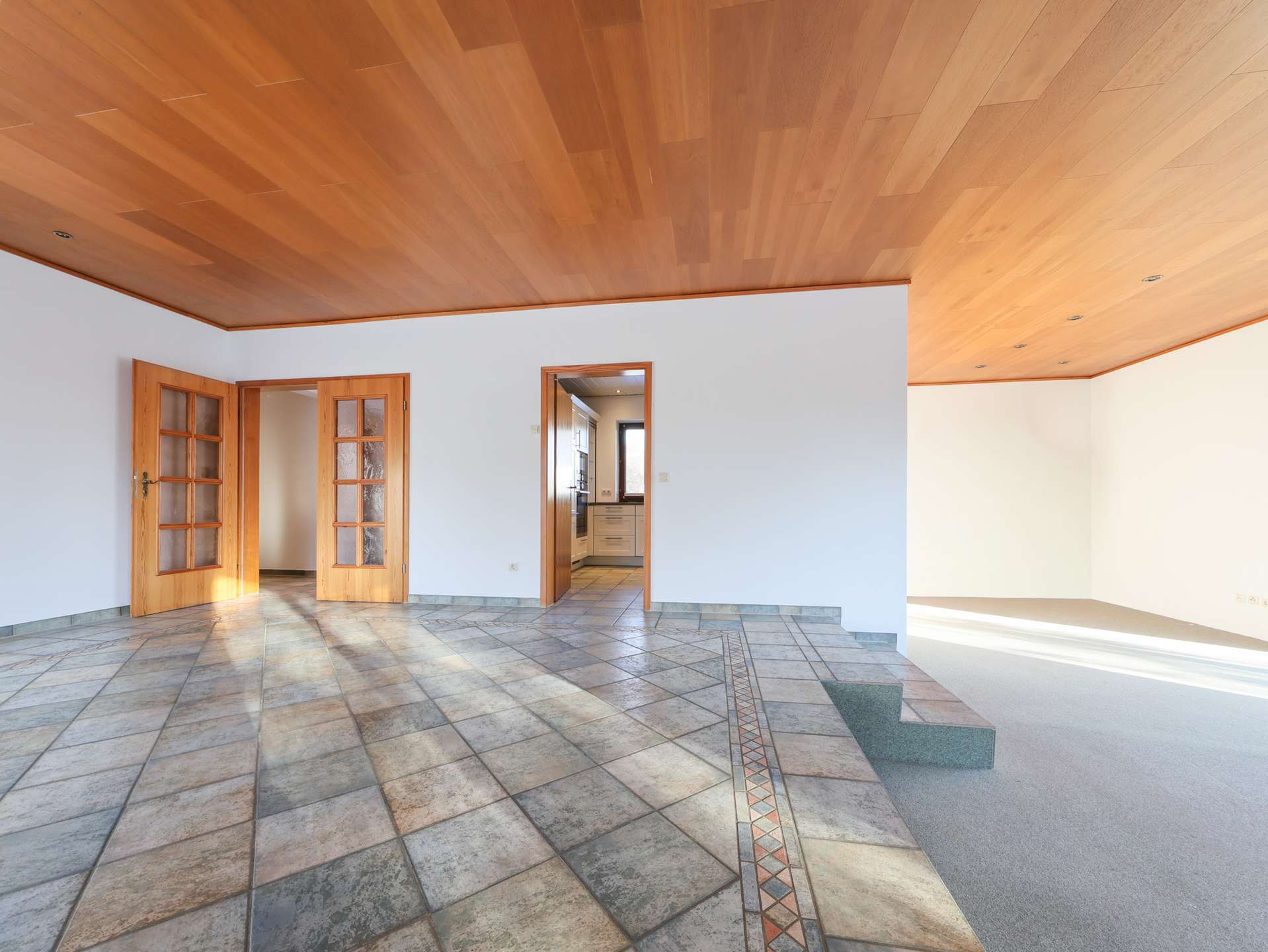 Immobilie in Fahrenkrug - Familiengerechtes Einfamilienhaus mit viel Platzangebot in Feldrandlage! - Bild 3